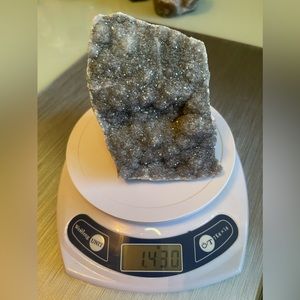 Amethyst cluster. 1.430 lb